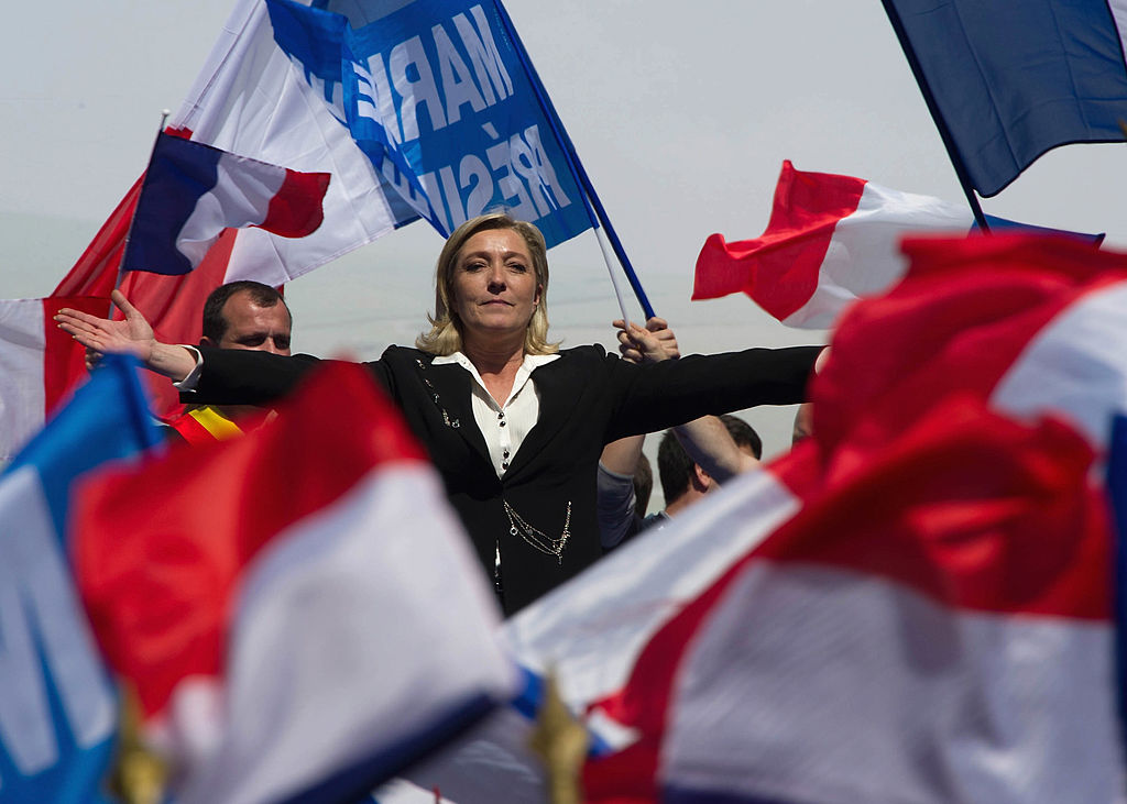 Frankreichs Premier schließt Sieg von Le Pen bei Präsidentenwahl nicht aus