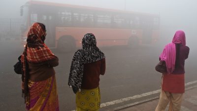 Regierung in Neu Delhi ergreift Notfallmaßnahmen gegen massive Smog-Belastung