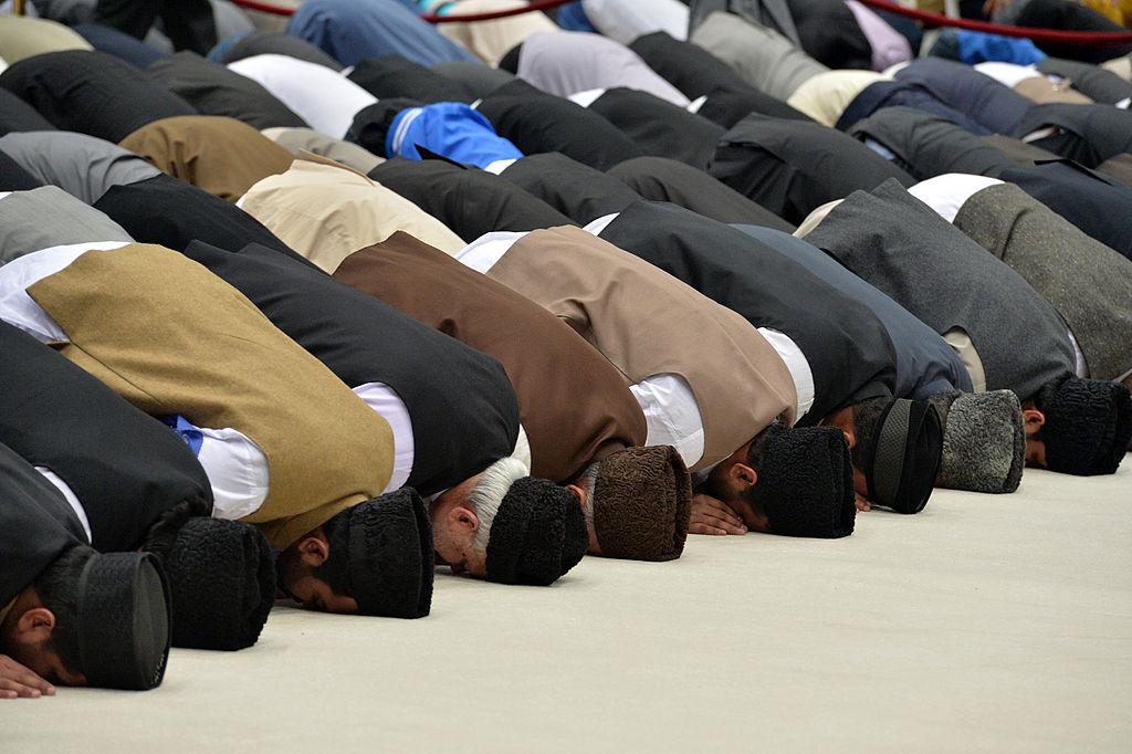 Bevölkerungsanteil der Muslime in Deutschland klettert auf über fünf Prozent – Zuwachs von 1,2 auf 4,7 Millionen in 4 Jahren