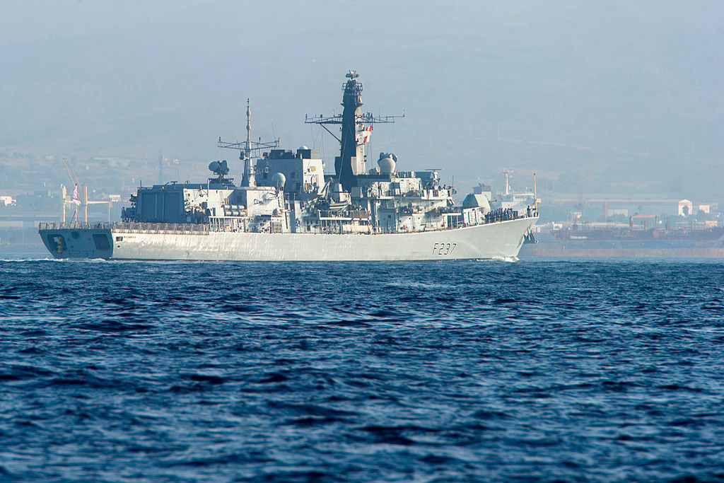 Britische Marine feuert vor Gibraltar Warnschüsse gegen spanisches Schiff ab