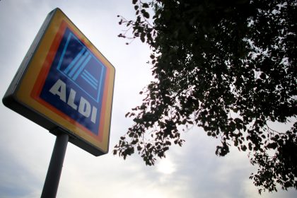 Aldi Süd will mit Ökostrom und Aufforstungsprojekten klimaneutral werden