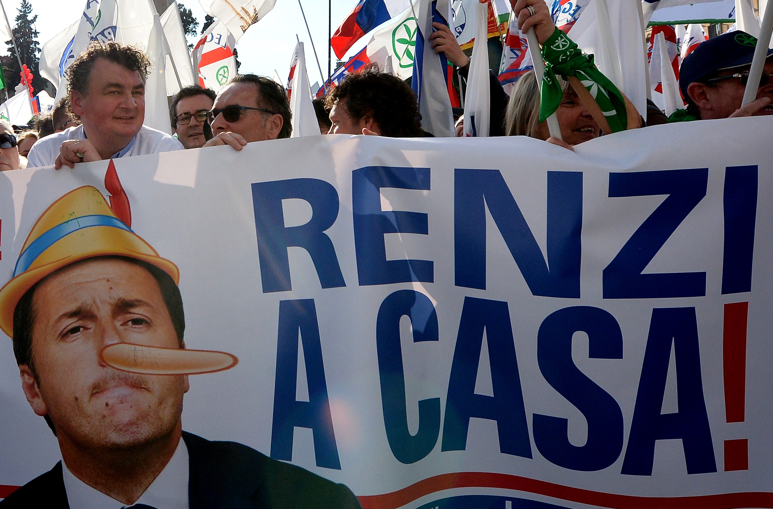 Trump-Sieg beflügelt Italiens Anti-Establishment Parteien vor wichtigem Volksentscheid