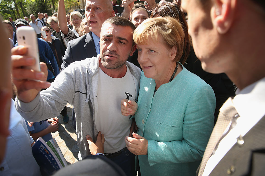 Kanzlerin Merkel: Flüchtlinge sollen Gesetze achten und neugierig sein