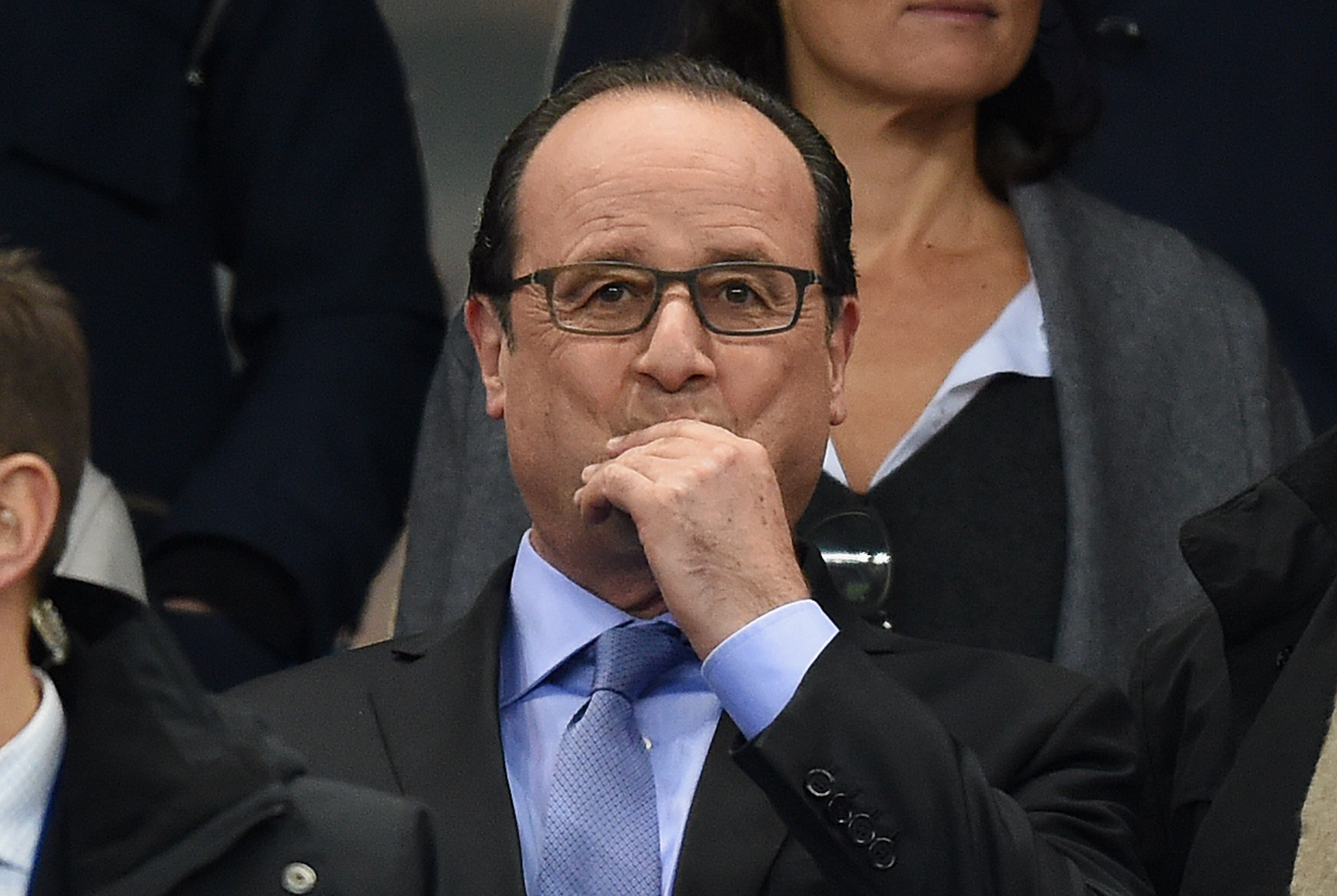 Schlauer Schachzug gegen Frankreichs Front National Chefin Le Pen: Ist Hollandes Amtsenthebung eine Farce?