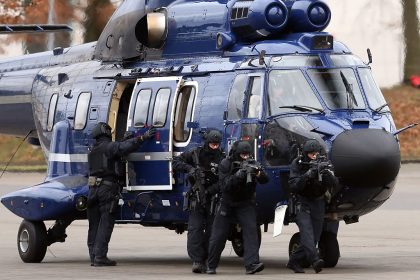 Videoüberwachung, Polizeipferde, Hubschrauber: Polizeibehörden legen Empfehlungen nach Silvestergewalt vor