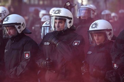 Gegen Terroranschläge: Hamburger Polizei rüstet sich mit neuem Panzerfahrzeug