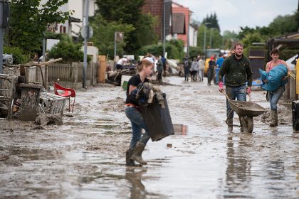 Warnsignal: Extreme Wettereignisse töteten seit 1996 weltweit mehr als 528.000 Menschen