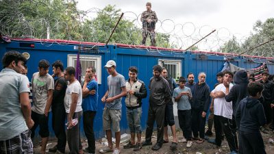 Wegen „Terrorgefahr“: Ungarn erwägt generelle Inhaftierung von Asylbewerbern