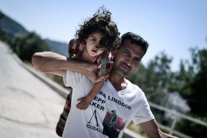 Polnischer Innenminister: Grenzen dicht machen – Flüchtlingen vor Ort helfen