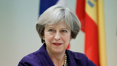 May warnt britische Parlamentarier vor Unterminierung des Brexit-Votums