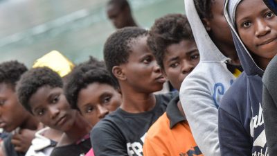 Kein Ende der Flüchtlingskrise: BAMF rüstet sich für Ansturm von „Klimaflüchtlingen“ aus Afrika