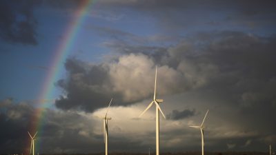 EU-Kommission greift nach nationalen Stromnetzen – Bundeswirtschaftsministerium dagegen