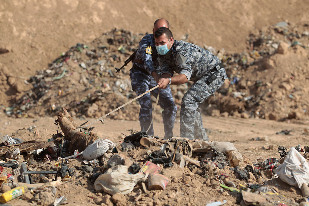 Irakische Paramilitärs: Massengrab mit rund 500 Leichen nahe Mossul entdeckt