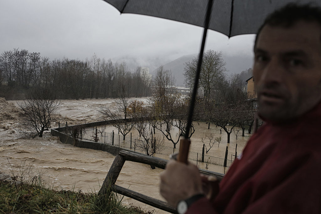 Überschwemmungen nach heftigen Regenfällen im Nordwesten Italiens