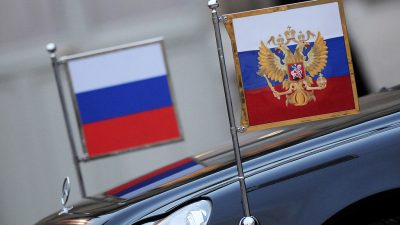 Fristgemäß: Von USA ausgewiesene russische Diplomaten treffen in Moskau ein