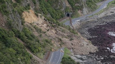 Neuseeland nach Erdstoß der Stärke 7,8 von hunderten Nachbeben erschüttert