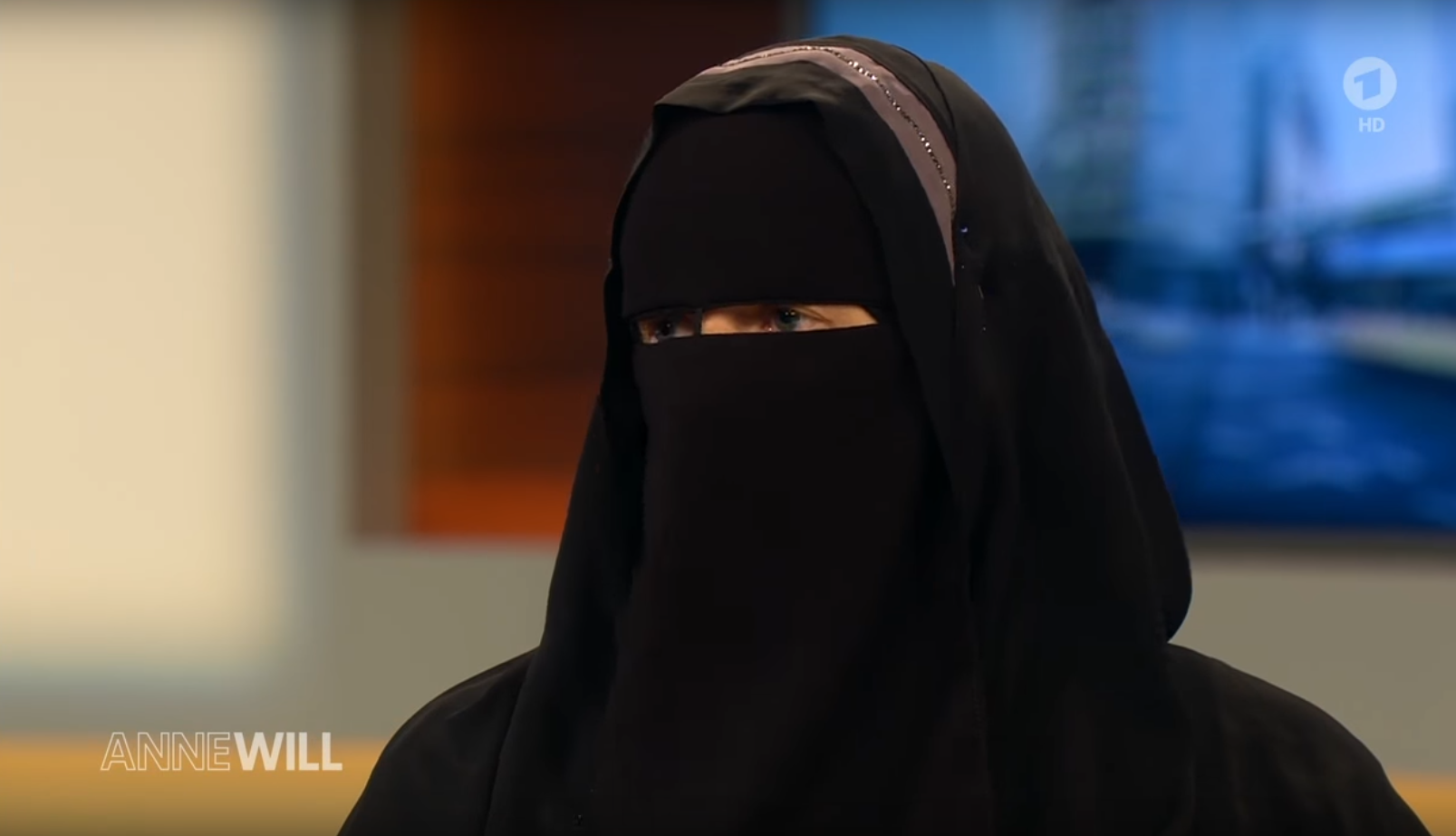 Mit Niqab bei Anne Will: Muslimische Frauenbeauftragte empört Gäste und Zuschauer