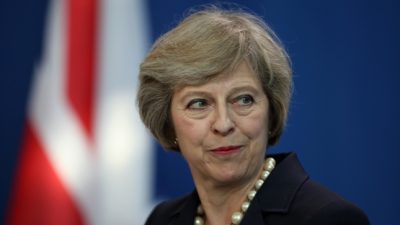 May will an Brexit-Zeitplan festhalten