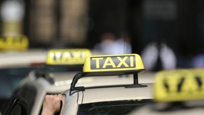 Deutsche Taxi-Branche bekämpft Uber mit erstem Sharing-Angebot