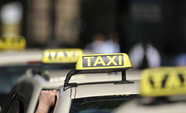 Deutsche Taxi-Branche bekämpft Uber mit erstem Sharing-Angebot