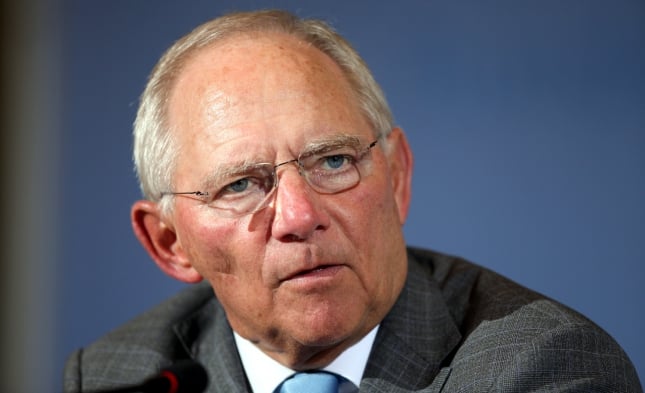 Zeitung: Schäuble lässt Steuervorteile überprüfen