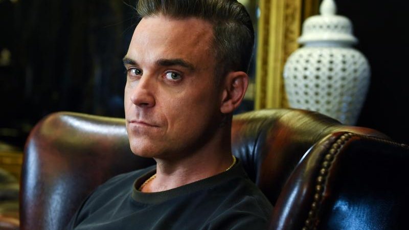Robbie Williams hat’s mit dem Rücken