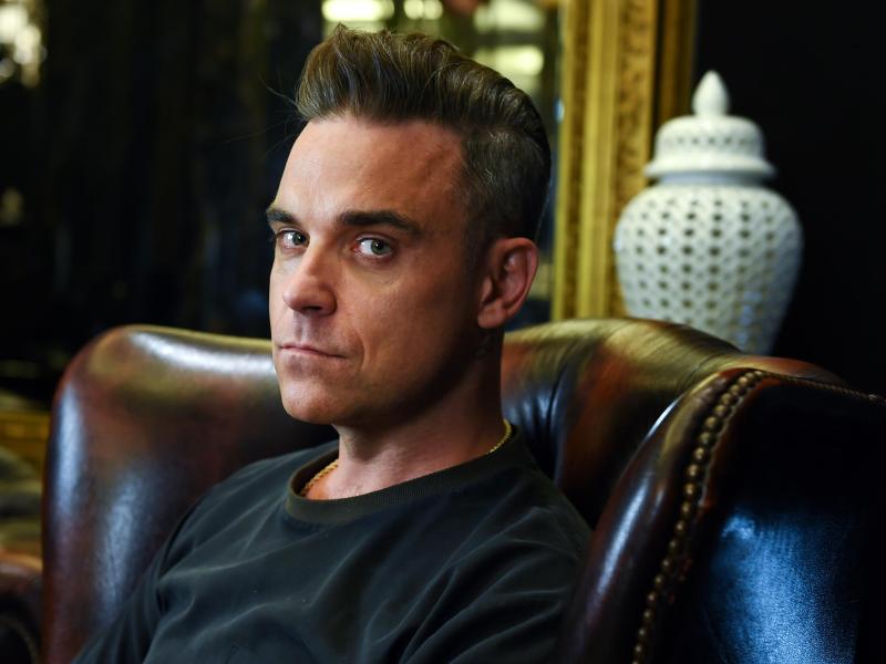 Robbie Williams hat’s mit dem Rücken