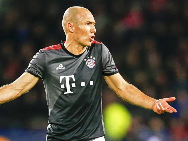 Arjen Robben kehrte an seine alte Wirkungsstätte zurück. Foto: Jerry Lampen/dpa