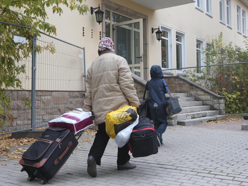 Schätzungen: Bundesamt erwartet 2016 weniger als 300 000 „Flüchtlinge“