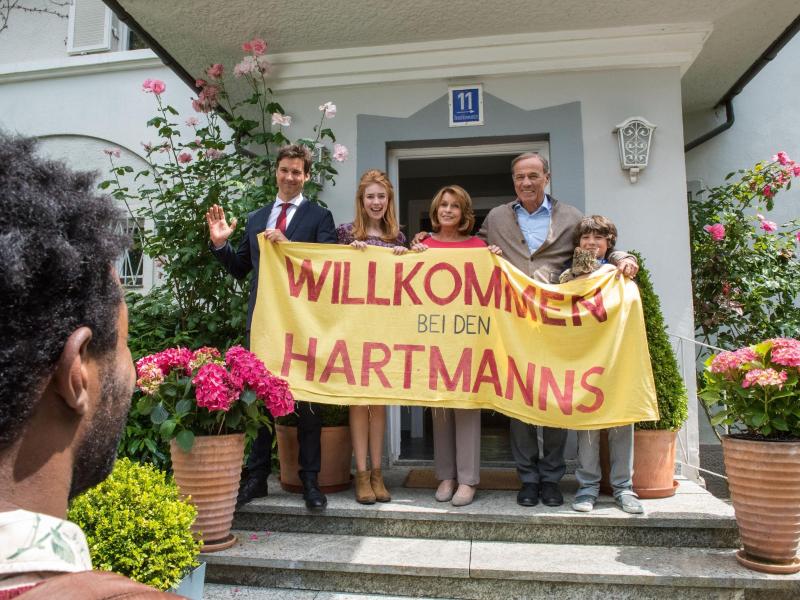Flüchtlingskomödie um die Hartmanns startet furios