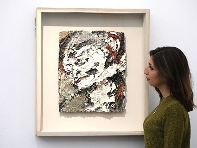 Frank Auerbach, Head of Gerda Boehm, 1965. Foto: Tim Whitby/Getty Images for Sotherbys/dpa