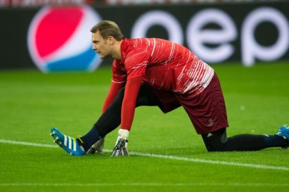 FC Bayern ohne Torwart Neuer nach Rostow