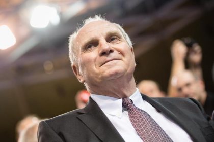 FC Bayern: Hoeneß-Kür beginnt mit großem Beifall