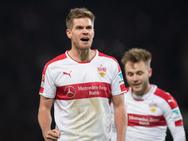 Terodde führt VfB Stuttgart zu 3:1 gegen Nürnberg