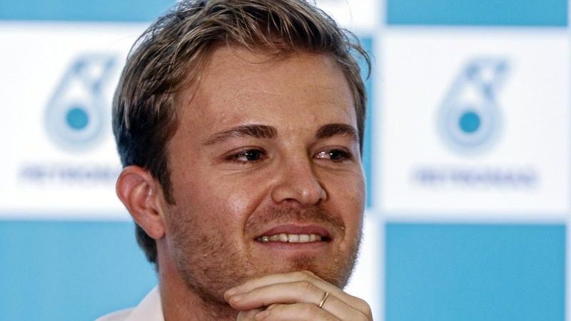 Rosberg verteidigt Hamiltons Schleich-Taktik