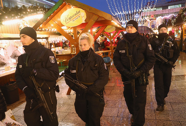 Berliner Anschlag: De Maizière verteidigt Sicherheitsbehörden