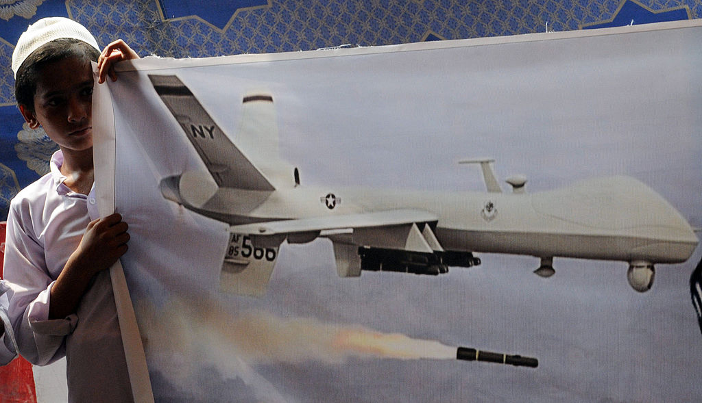 Willkürliche Tötungen im Nahen-Osten: Ströbele stellt Strafanzeige wegen Nutzung von US-Basis Ramstein im Drohnenkrieg