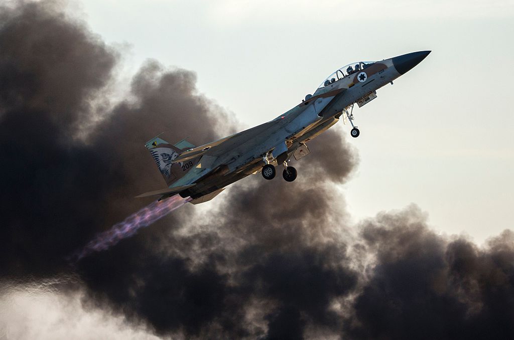 Damaskus: Israel greift Ziele in Syrien an – Israelisches Flugzeug von Syrern „getroffen“