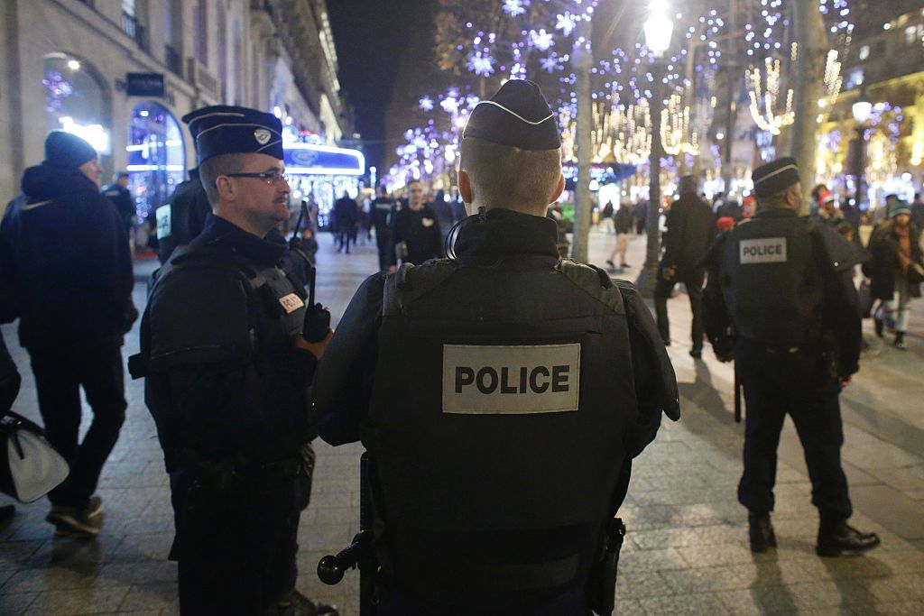 In Frankreich an Silvester fast 100.000 Sicherheitskräfte im Einsatz