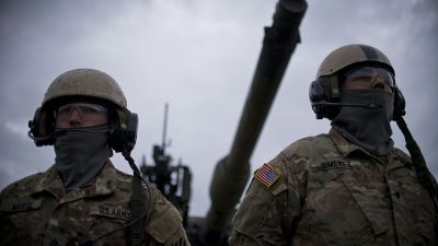 Weitere Aufrüstung an Russland-Grenzen: Bundeswehr hilft bei Transport von US-Panzerbrigade nach Osteuropa