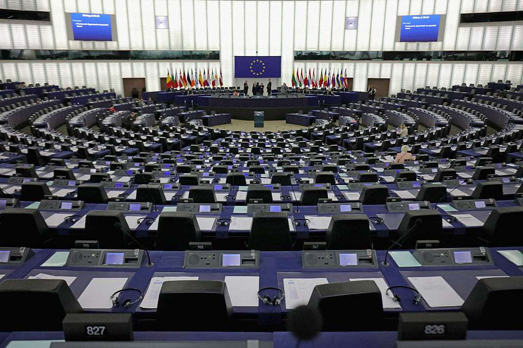 EU-Parlament zensiert Abgeordnete: Livestreams können bei „Hate Speech“ unterbrochen werden