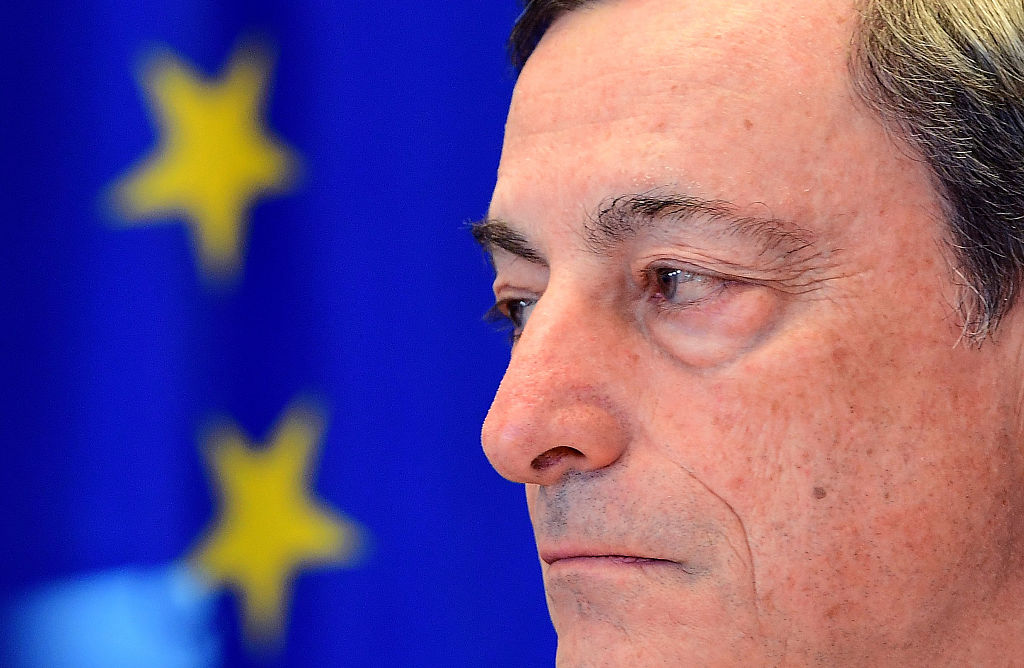 Zinsen bleiben auf Rekordtief: EZB verlängert milliardenschweres Anleihekaufprogramm