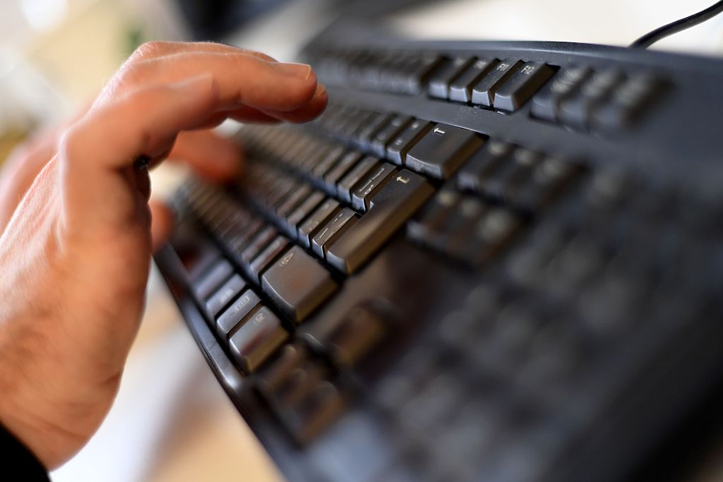 Bundesregierung erklärt Cyberkriminellen den Krieg