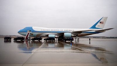 Nach Trumps Stornierungsdrohung: Boeing sagt Begrenzung der Kosten für neue „Air Force One“ zu