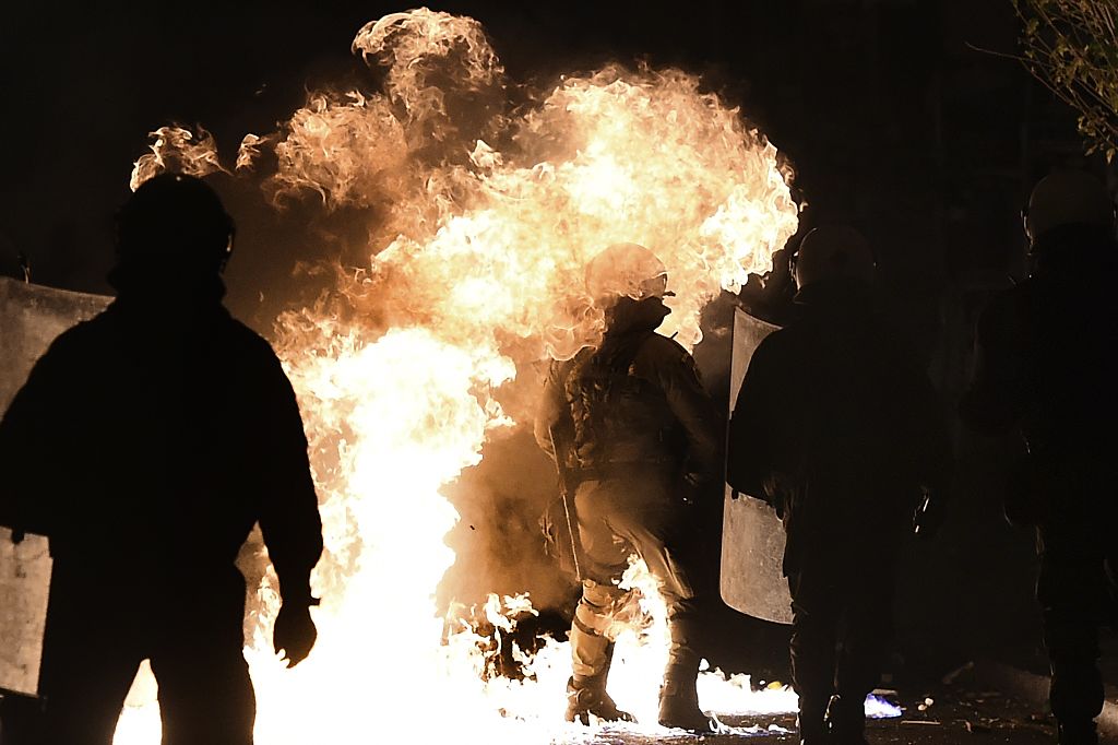 Auseinandersetzungen am achten Jahrestag von tödlichen Polizeischüssen in Athen