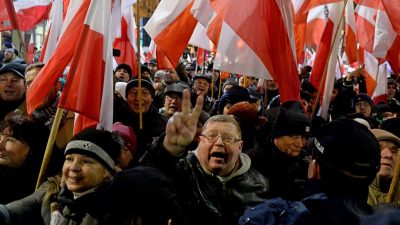 Verhandlungen zur Beendigung der Parlamentsbesetzung in Warschau gescheitert