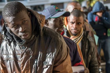 Bayerns Innenminister will Flüchtlinge an Gerichtskosten beteiligen