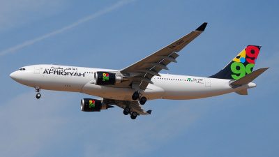 Entführtes Libysches Flugzeug Airbus A320 #Afriqiyah in Malta gelandet – Erste Kinder- und Frauengruppe freigelassen