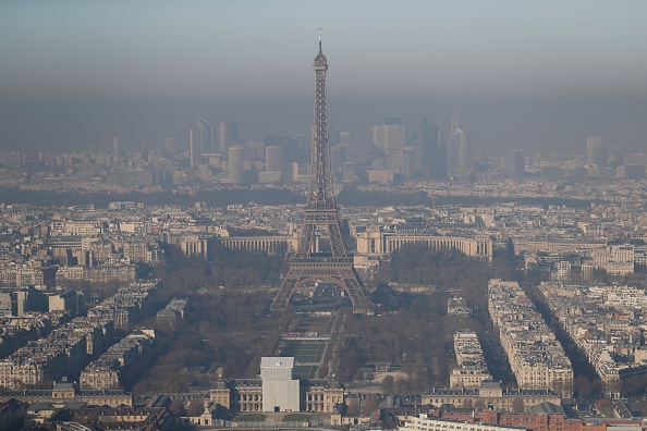 Viele Autofahrer halten sich nicht dran: Smog-Fahrverbote in Paris bis Samstag verlängert