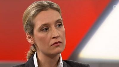 AfD-Politikerin gibt Merkel Mitschuld am Tod junger Freiburgerin